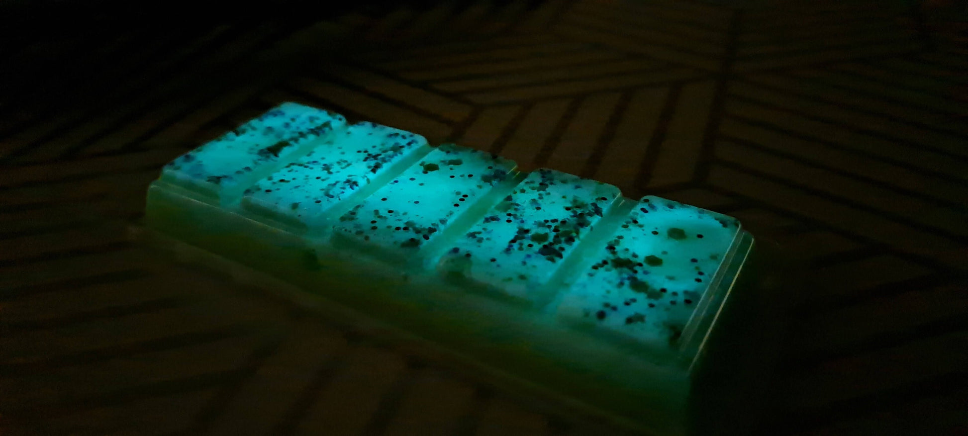 Kodama Forest: Mossy Earth, Warm Grass, Cedar, Spruce, Pine & Herbs | Glow-in-the-Dark Soy Wax Melt