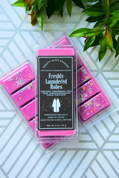 Freshly Laundered Robes | Clean and Fresh Fabrics + Citrus + Floral + Hint of Sandalwood, Musk & Vanilla | Wax Melt Bar | World of Wizards