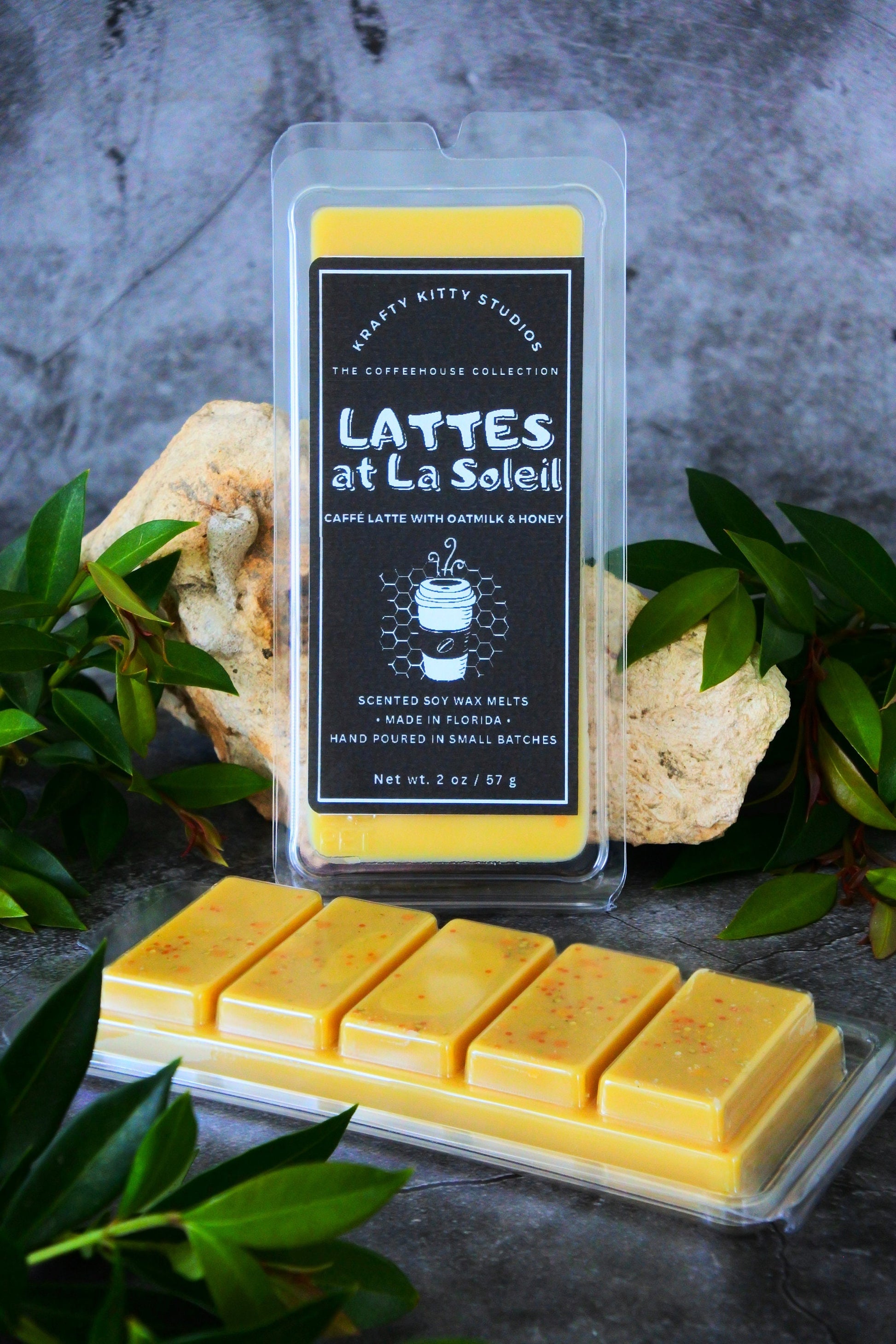 Lattes at La Soleil | Caffé Latte with Oat Milk & Golden Honey | Natural Soy Wax Melt Snap Bar | Coffeehouse Collection