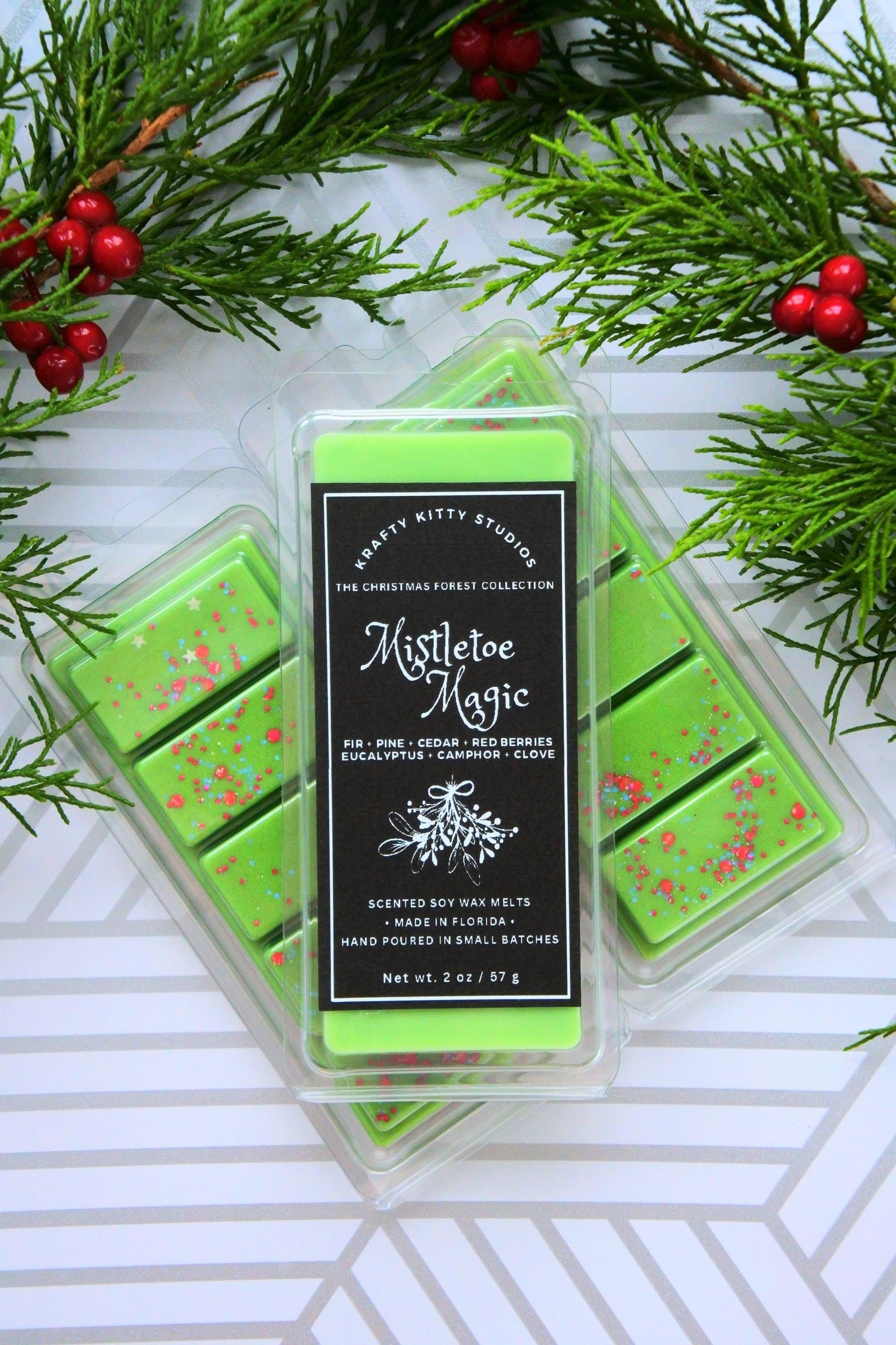 Mistletoe Magic | Fir + Pine + Cedar + Berries + Eucalyptus + Camphor & Clove | Natural Soy Wax Melt Snap Bar | Christmas Forest Collection