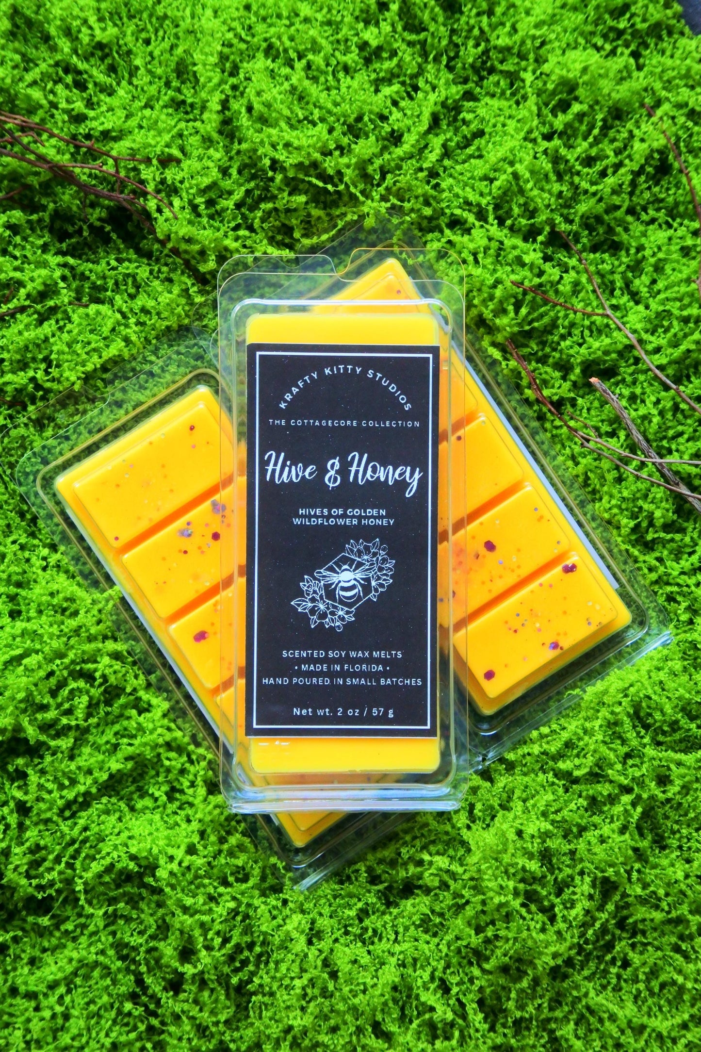 Hive & Honey | Hives of Golden Wildflower Honey | Natural Soy Wax Melt Snap Bar | Cottagecore Collection