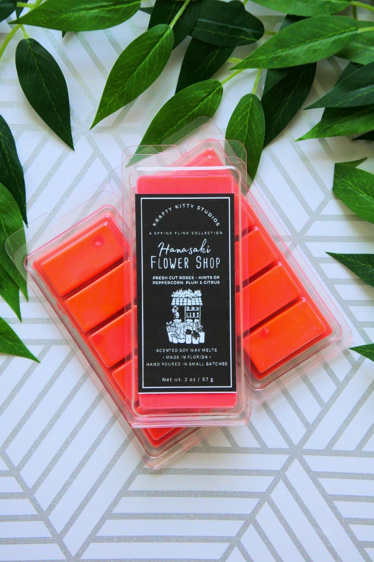 Hanasaki Flower Shop | Fresh Cut Roses + Hints of Peppercorn, Plum & Citrus | Natural Soy Wax Melt Snap Bar | Spring Fling Collection