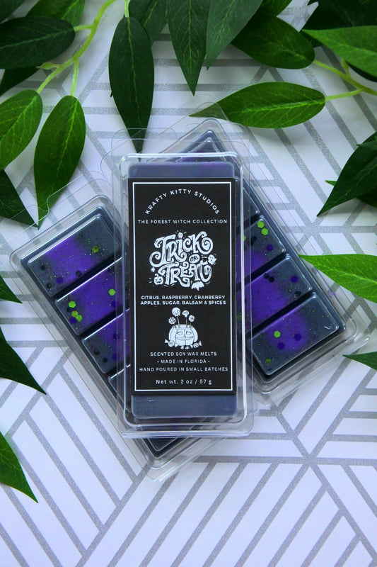 Trick or Treat: Citrus, Raspberry, Cranberry Apples, Sugar, Balsam & Spice | Soy Wax Melt
