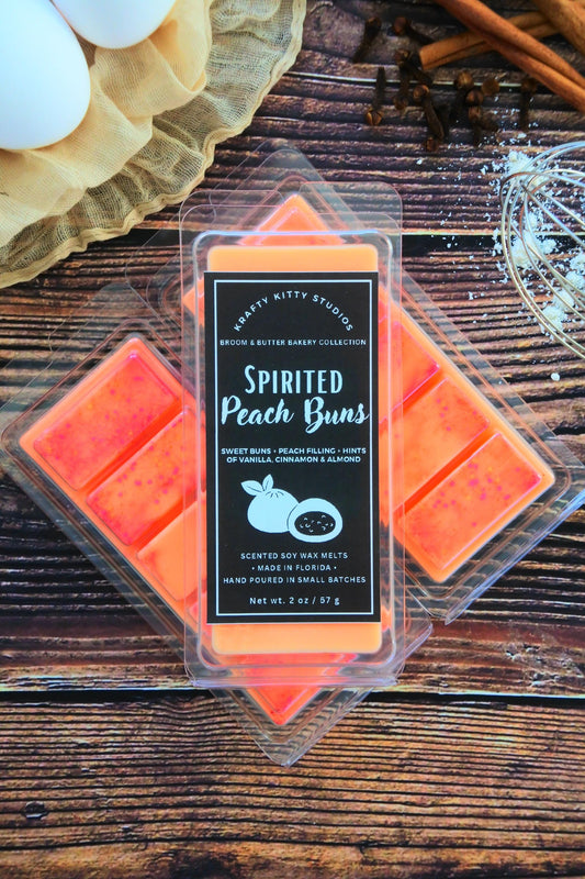 Spirited Peach Buns: Sweet Buns, Peach Filling, Hints of Vanilla, Cinnamon & Almond | Soy Wax Melt Snap Bar