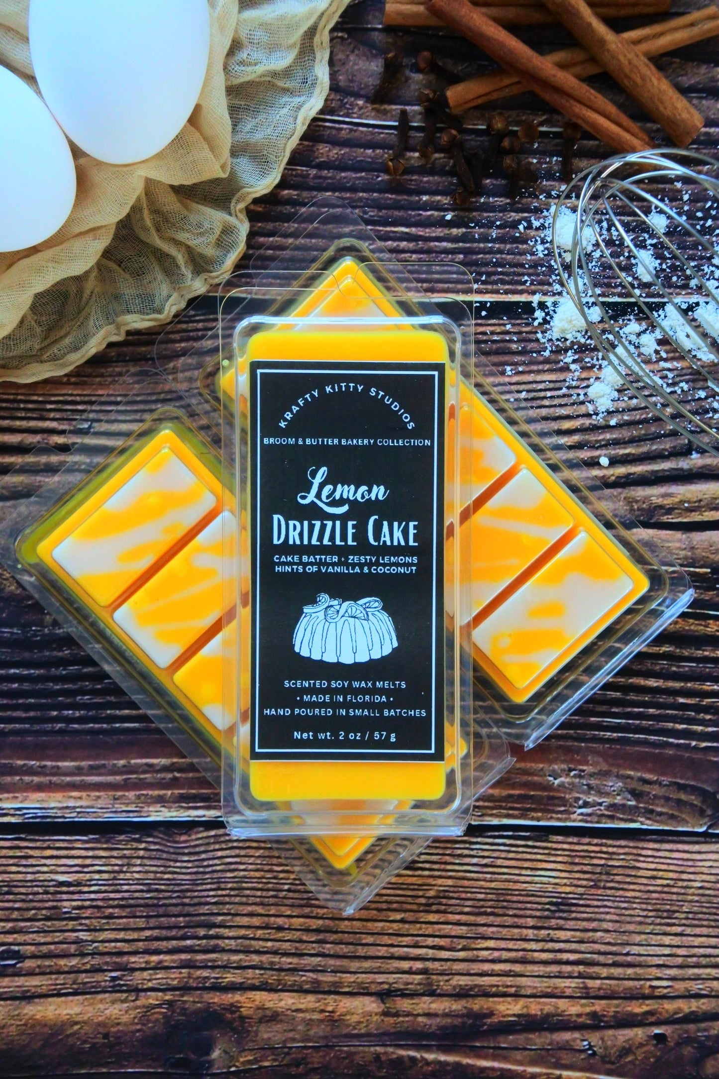 Lemon Drizzle Cakes: Cake Batter, Zesty Lemons, Hints of Vanilla & Coconut | Soy Wax Melt Snap Bar