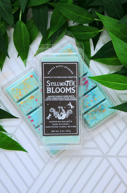 Heron's Tower: Aquatic Florals, Mossy Earth, Green Leaves, Ozone, Citrus, Musk & Sandalwood | Soy Wax Melt