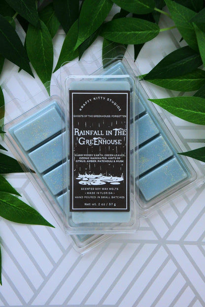 Rainfall in the Greenhouse: Warm Mossy Earth, Green Leaves, Ozonic Rainwater, Hints of Citrus, Amber, Patchouli & Musk | Soy Wax Melt