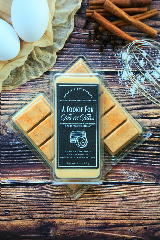 A Cookie for Tea & Tales: Buttery Shortbread, Warm Spices, Hints of Praline and Coconut | Soy Wax Melt Snap Bar