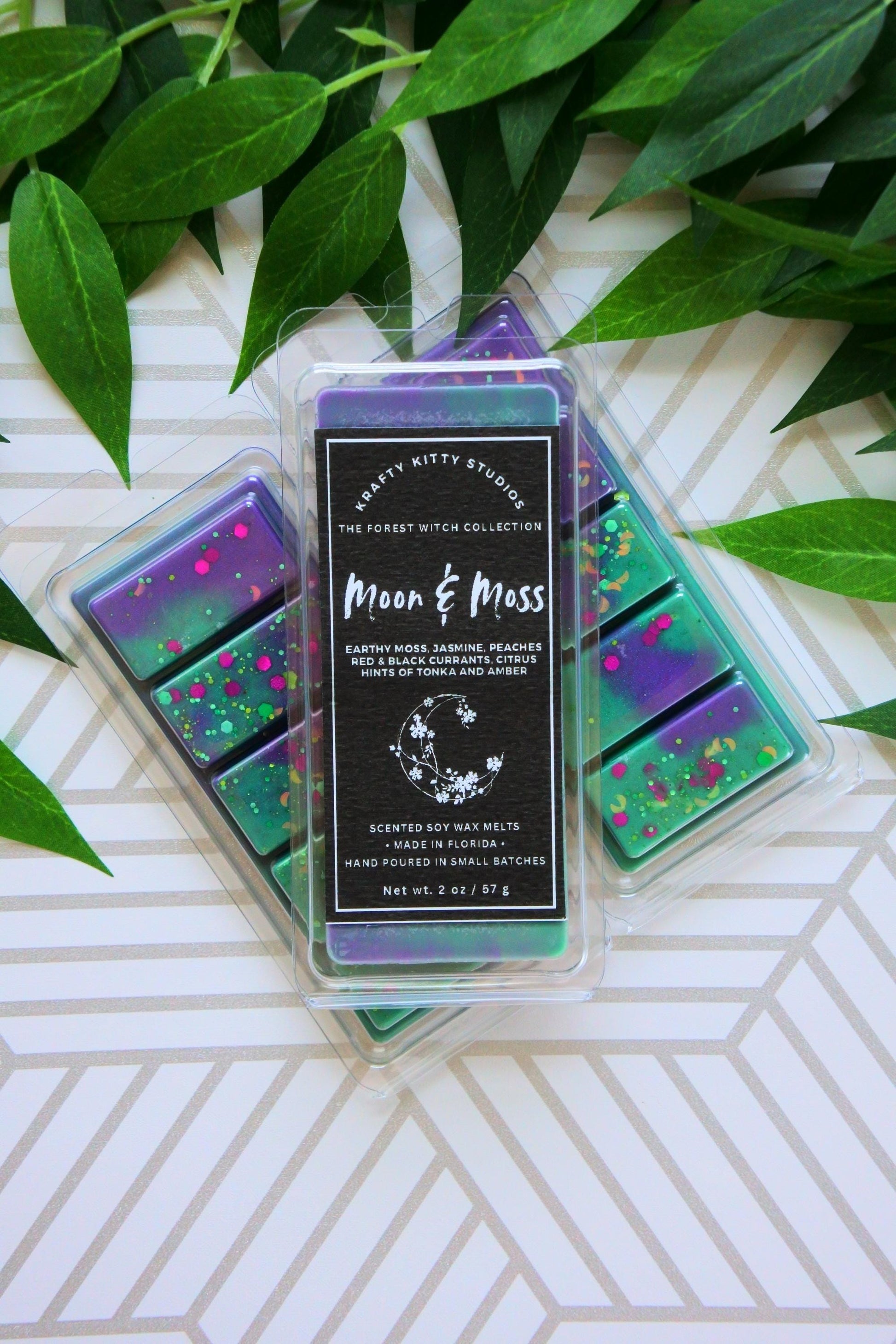 Moon & Moss: Earthy Moss, Jasmines, Currants, Peaches, Citrus, Hints of Tonka and Amber | Soy Wax Melt Snap Bar