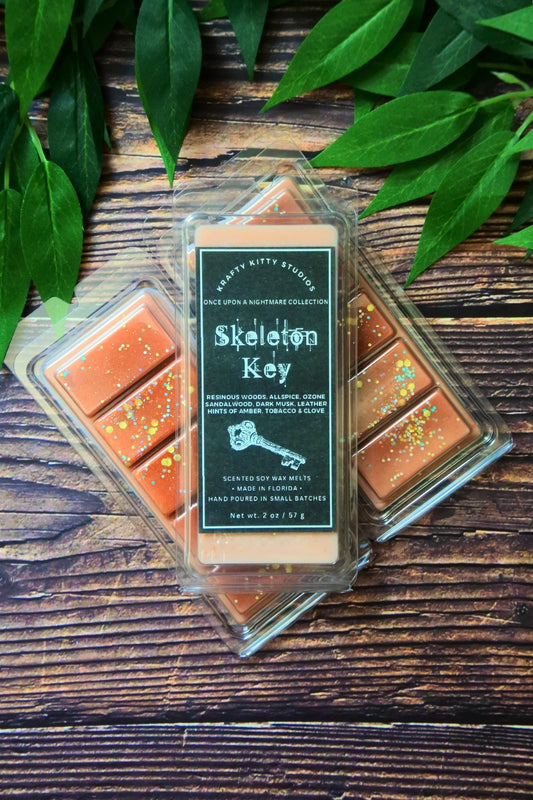 Skeleton Key: Resinous Wood, Allspice, Ozone, Sandalwood, Dark Musk, Leather, Amber, Tobacco & Clove | Soy Wax Melt | Halloween Collection
